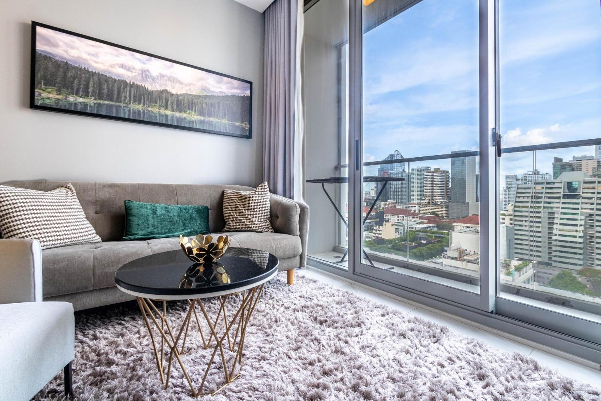 Hyde Sukhumvit 11 Branded Suites Bangkok Zewnętrze zdjęcie