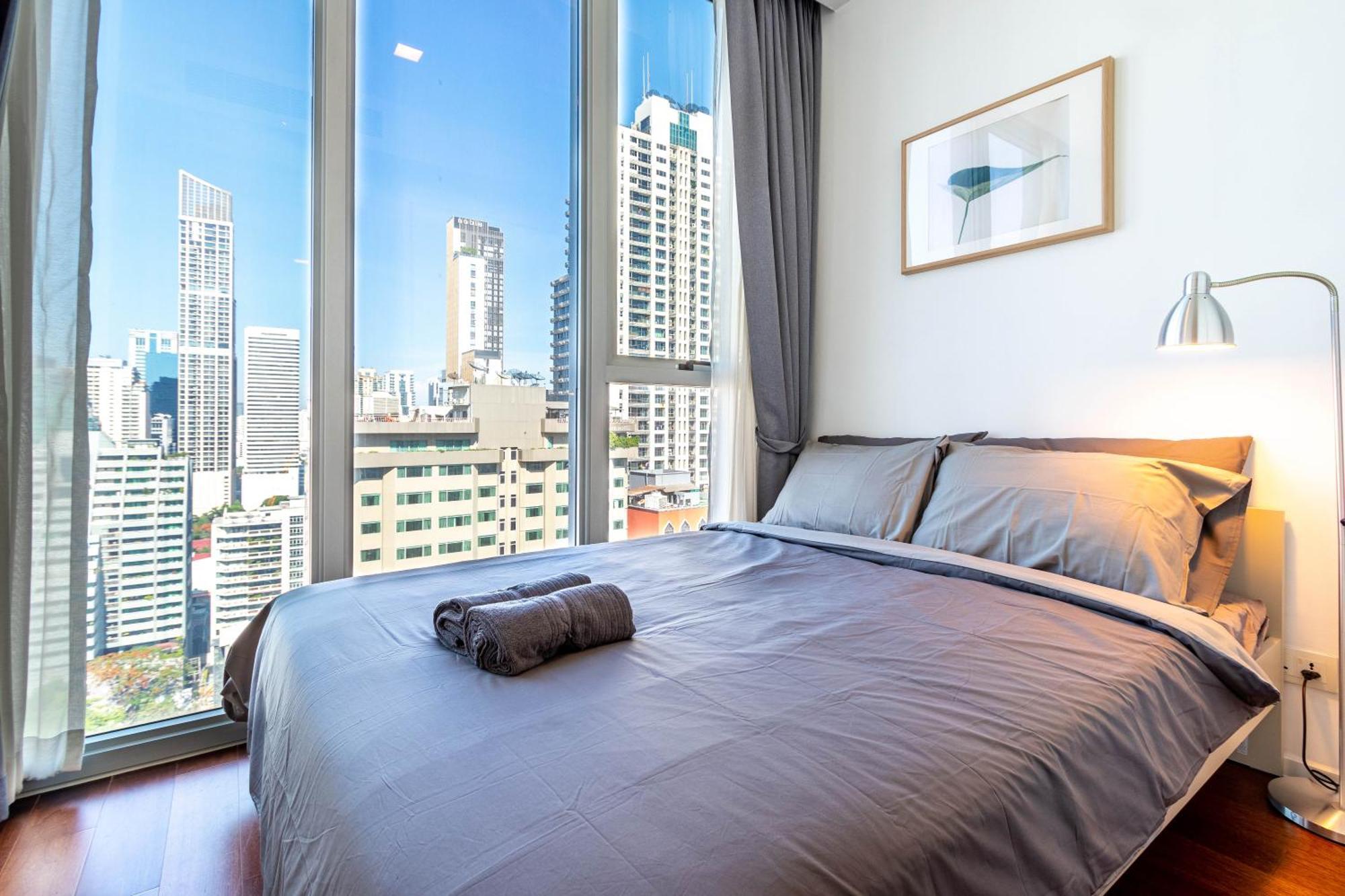 Hyde Sukhumvit 11 Branded Suites Bangkok Zewnętrze zdjęcie